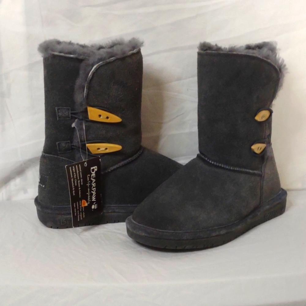 New with tags BearPaw Boots